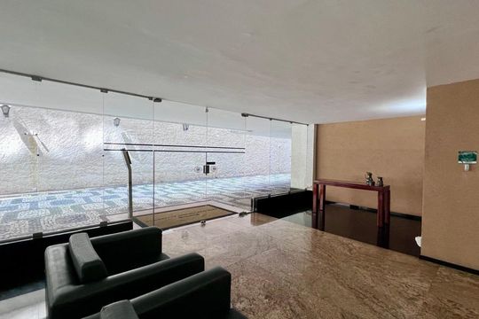 Hall de entrada de apartamento à venda com 4 quartos, 350m² em Lourdes, Belo Horizonte