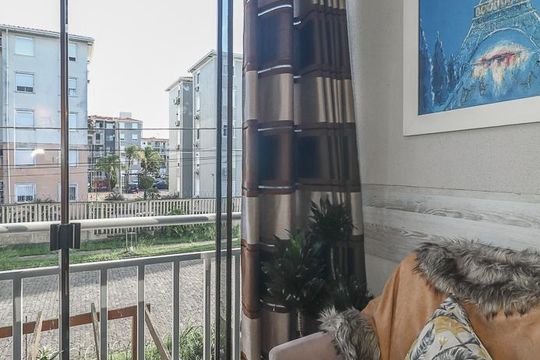 Varanda da Sala de apartamento à venda com 3 quartos, 69m² em Humaitá, Porto Alegre
