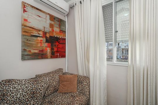 Quarto 3 de apartamento à venda com 3 quartos, 69m² em Humaitá, Porto Alegre