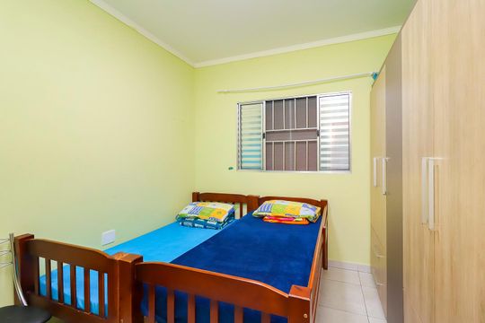 Quarto 1 de casa para alugar com 2 quartos, 136m² em Itaquera, São Paulo