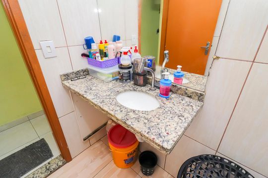 Banheiro de casa para alugar com 2 quartos, 136m² em Itaquera, São Paulo