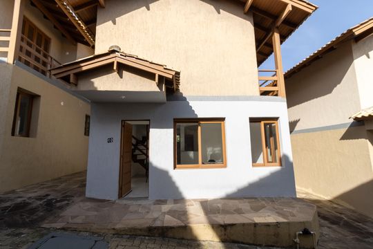 Casa de Condomínio à venda com 2 quartos, 140m² em Ipanema, Porto Alegre