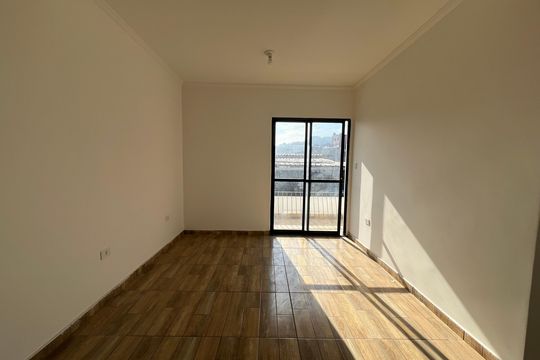 Sala de casa para alugar com 1 quarto, 30m² em Conjunto Promorar Estrada da Parada, São Paulo
