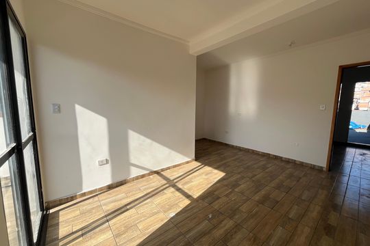 Sala de casa para alugar com 1 quarto, 30m² em Conjunto Promorar Estrada da Parada, São Paulo