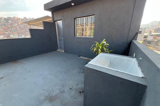 Área de Serviço de casa para alugar com 1 quarto, 30m² em Conjunto Promorar Estrada da Parada, São Paulo