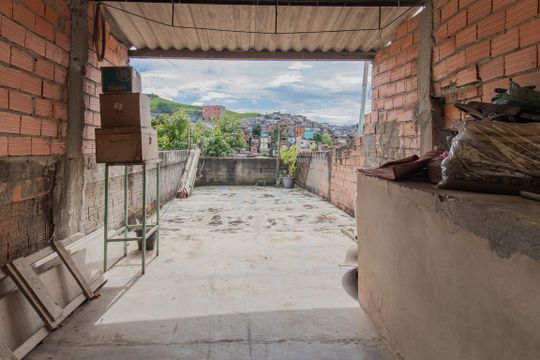 Quintal de casa para alugar com 2 quartos, 130m² em Jardim Miranda D’aviz, Mauá