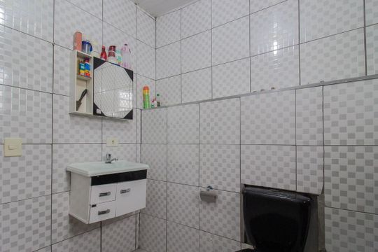 Banheiro 1 de casa para alugar com 2 quartos, 130m² em Jardim Miranda D’aviz, Mauá