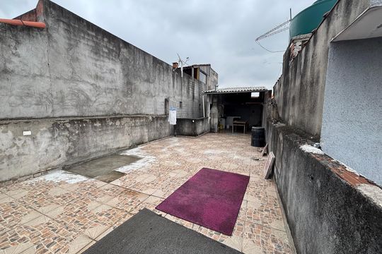 Quintal de casa para alugar com 4 quartos, 125m² em Lajeado, Ferraz de Vasconcelos