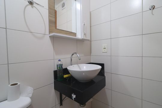 Banheiro de apartamento para alugar com 2 quartos, 52m² em São Jorge, Novo Hamburgo