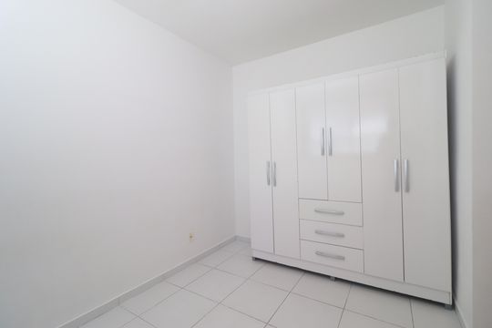 Quarto 02 de apartamento para alugar com 2 quartos, 52m² em São Jorge, Novo Hamburgo