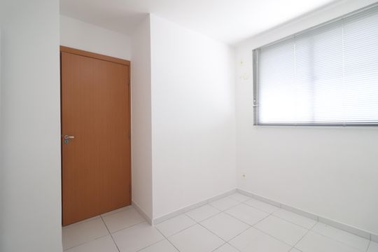 Quarto 02 de apartamento para alugar com 2 quartos, 52m² em São Jorge, Novo Hamburgo
