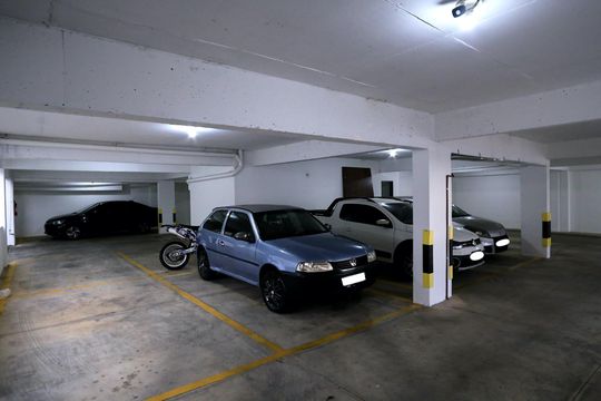 Garagem de apartamento à venda com 2 quartos, 158m² em Sagrada Família, Belo Horizonte