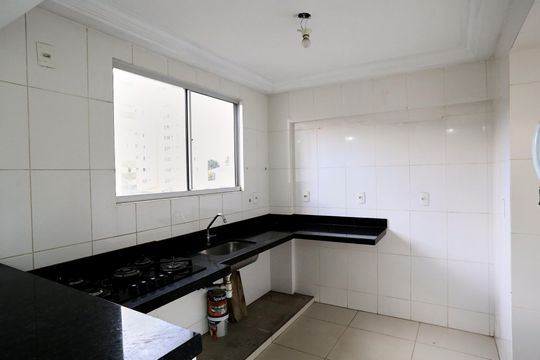 Cozinha de apartamento à venda com 2 quartos, 158m² em Sagrada Família, Belo Horizonte