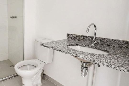 Banheiro de apartamento à venda com 1 quarto, 29m² em Lauzane Paulista, São Paulo