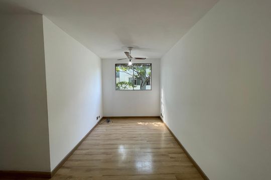 Sala de apartamento à venda com 2 quartos, 58m² em Vila São Silvestre (Zona Oeste), São Paulo