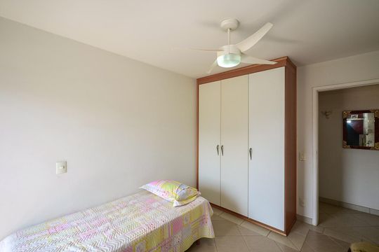Quarto 1 de apartamento para alugar com 3 quartos, 142m² em Vila Andrade, São Paulo