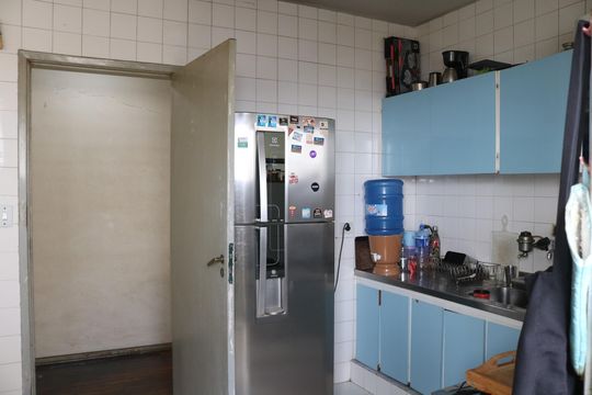 Cozinha de apartamento à venda com 3 quartos, 116m² em Pompeia, São Paulo
