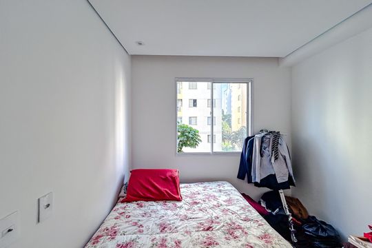 Quarto 1 de apartamento para alugar com 2 quartos, 40m² em Tatuapé, São Paulo