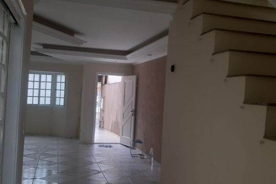 Sala de casa à venda com 4 quartos, 240m² em Nova Petrópolis, São Bernardo do Campo