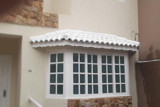 Área externa de casa à venda com 4 quartos, 240m² em Nova Petrópolis, São Bernardo do Campo