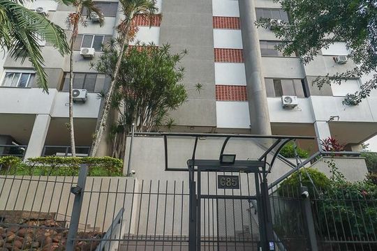 Fachada de apartamento à venda com 2 quartos, 66m² em Passo D’areia, Porto Alegre