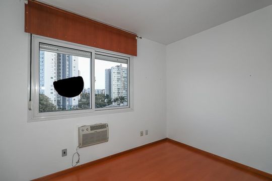 Quarto de apartamento à venda com 2 quartos, 66m² em Passo D’areia, Porto Alegre