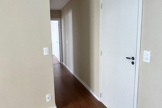 Corredor de apartamento para alugar com 2 quartos, 46m² em Roselândia, Cotia