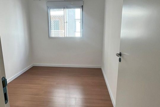 Quarto de apartamento para alugar com 2 quartos, 46m² em Roselândia, Cotia
