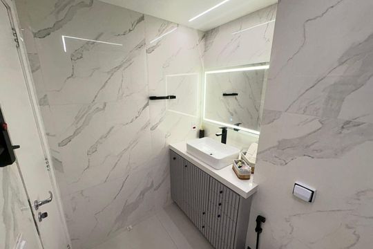 Banheiro de apartamento à venda com 2 quartos, 130m² em Joá, Rio de Janeiro
