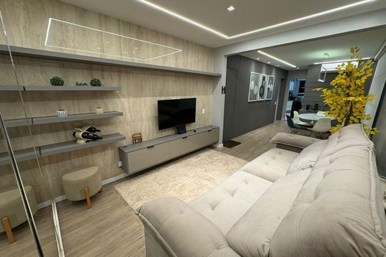 Sala de apartamento à venda com 2 quartos, 130m² em Joá, Rio de Janeiro