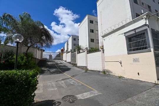 Apartamento à venda com 2 quartos, 45m² em Fonte Grande, Contagem