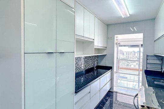 Cozinha de apartamento para alugar com 3 quartos, 113m² em Vila Carrão, São Paulo