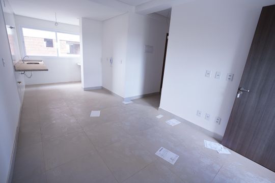 Apartamento para alugar com 2 quartos, 51m² em Vila Rosa, Goiânia