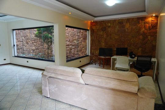 Casa de Condomínio para alugar com 5 quartos, 600m² em Portal dos Nobres, Americana