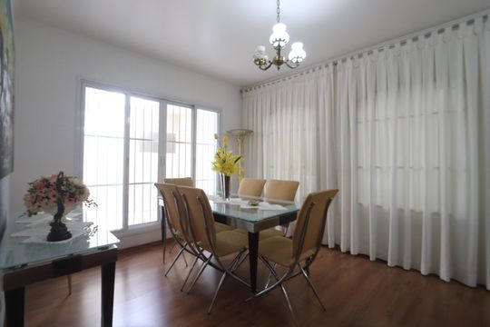 Sala de Jantar de casa à venda com 4 quartos, 250m² em Jardim Avelino, São Paulo