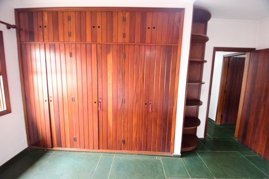 Quarto 1 de casa para alugar com 5 quartos, 290m² em Chácara Primavera, Campinas