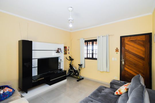 Casa à venda com 2 quartos, 200m² em Vila Galvão, Guarulhos
