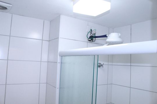Banheiro de kitnet/studio à venda com 1 quarto, 25m² em Vila Buarque, São Paulo
