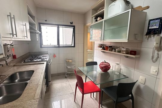 Apartamento à venda com 4 quartos, 124m² em Brooklin Novo, São Paulo