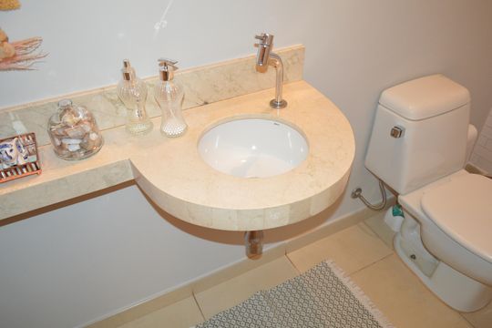Lavabo de casa para alugar com 3 quartos, 260m² em Vila do Golfe, Ribeirão Preto