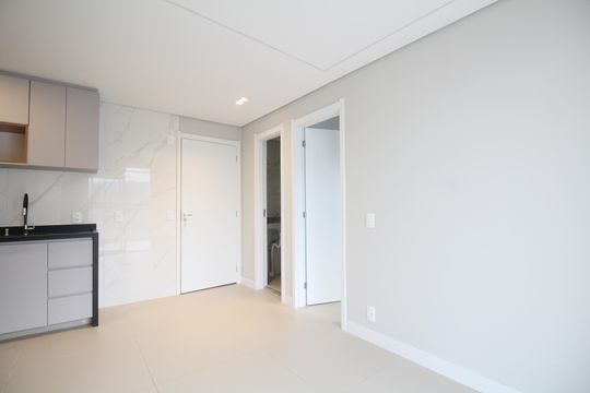 Sala de apartamento para alugar com 2 quartos, 44m² em Vila Andrade, São Paulo