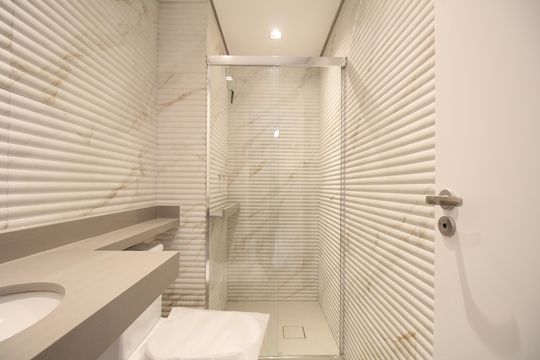 Banheiro de apartamento para alugar com 2 quartos, 44m² em Vila Andrade, São Paulo