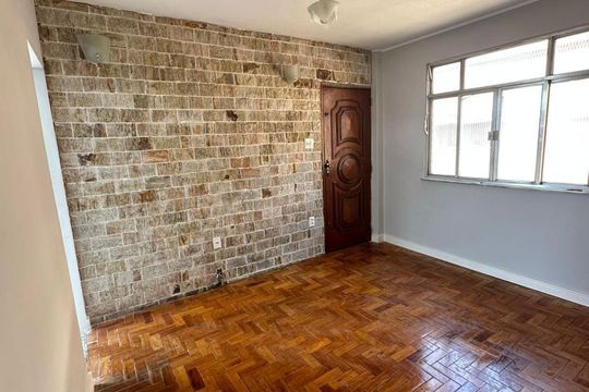 Quarto de apartamento à venda com 3 quartos, 60m² em Irajá, Rio de Janeiro