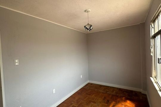 Sala de apartamento à venda com 3 quartos, 60m² em Irajá, Rio de Janeiro