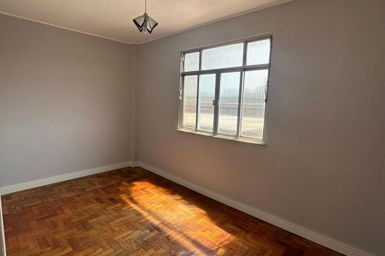 Sala de apartamento à venda com 3 quartos, 60m² em Irajá, Rio de Janeiro