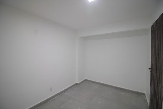 QUARTO 3 de casa à venda com 3 quartos, 400m² em Chora Menino, São Paulo