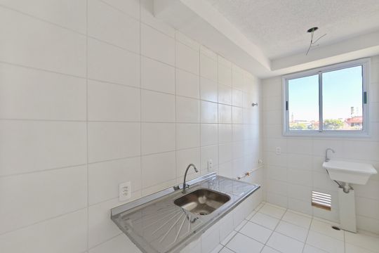 Cozinha de apartamento à venda com 2 quartos, 45m² em Vila Palacios, Campinas