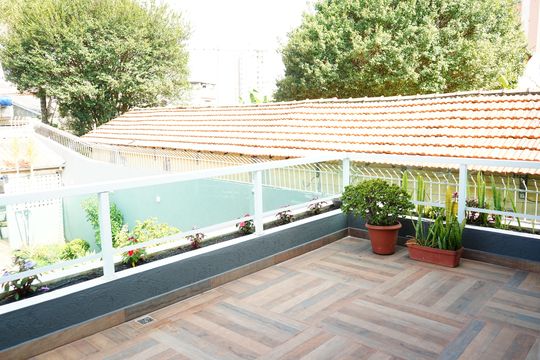 Varanda Suíte 2 de casa à venda com 3 quartos, 226m² em Vila Santa Isabel, São Paulo