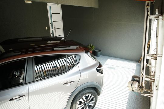 Garagem de casa à venda com 3 quartos, 226m² em Vila Santa Isabel, São Paulo