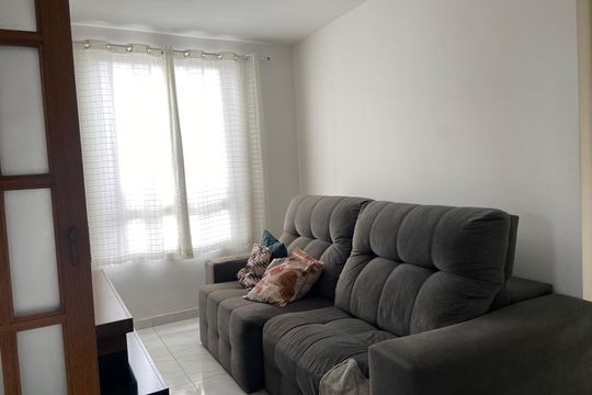 Sala de apartamento à venda com 2 quartos, 49m² em Jardim Pinheiros, São Paulo